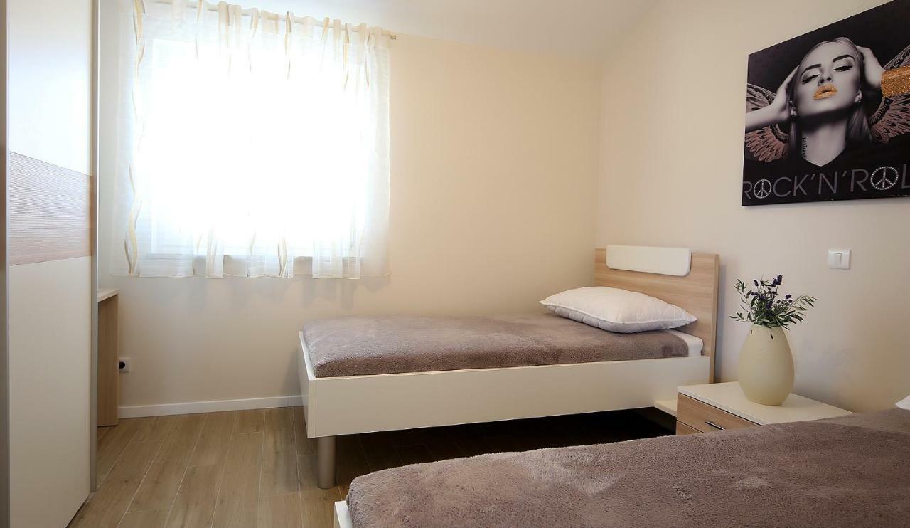 Apartment Porpo 马林斯卡 外观 照片